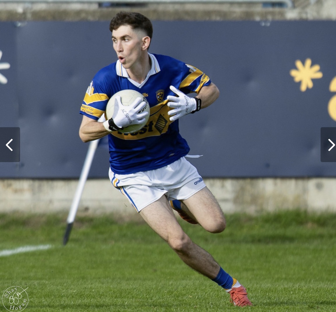 Player wearing white AC Sports gloves in Dublin Senior Championship action